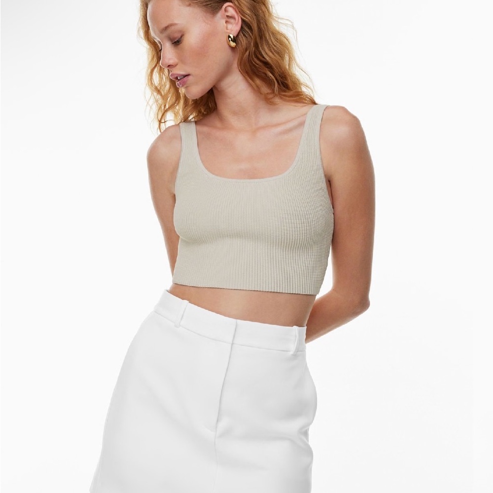 Aritzia Babaton Beige Sculpt Knit Crop Tank Top